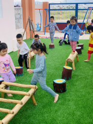 Hình ảnh Hội thi "Xây dựng môi trường giáo dục lấy trẻ làm trung tâm" thành phố Nha Trang, năm học 2023-2024