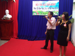 Hình ảnh Hội thi hát karaoke - Kỷ niệm ngày Phụ nữ VN 20/10, năm học 2014-2015