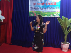 Hình ảnh Hội thi hát karaoke - Kỷ niệm ngày Phụ nữ VN 20/10, năm học 2014-2015