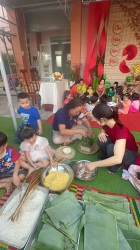 Hình ảnh HOẠT ĐỘNG THI GÓI BÁNH CHƯNG, BÁNH TÉT - TẾT BÍNH NGỌ 2026