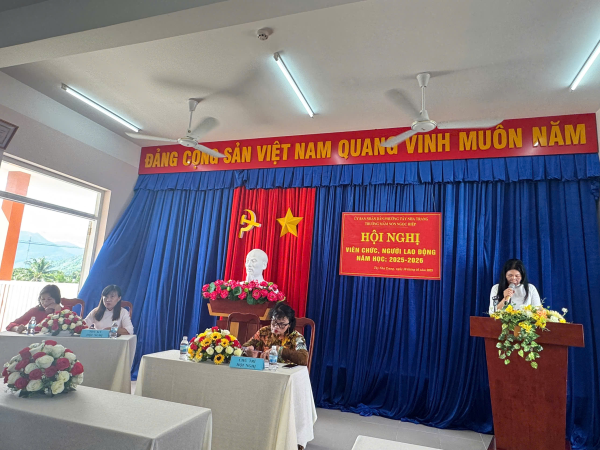 TRƯỜNG MẦM NON NGỌC HIỆP TỔ CHỨC HỘI NGHỊ VIÊN CHỨC, NGƯỜI LAO ĐỘNG NĂM HỌC 2025-2026