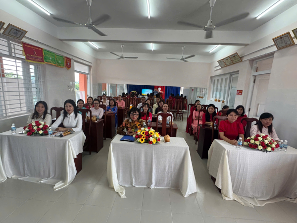 TRƯỜNG MẦM NON NGỌC HIỆP TỔ CHỨC HỘI NGHỊ VIÊN CHỨC, NGƯỜI LAO ĐỘNG NĂM HỌC 2025-2026