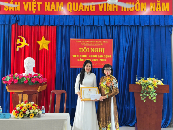 TRƯỜNG MẦM NON NGỌC HIỆP TỔ CHỨC HỘI NGHỊ VIÊN CHỨC, NGƯỜI LAO ĐỘNG NĂM HỌC 2025-2026