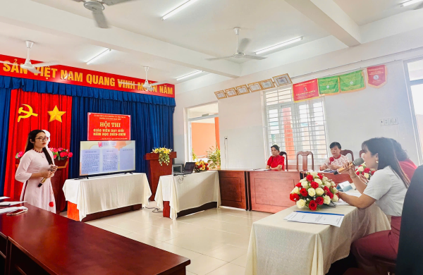 KHAI MẠC HỘI THI “GIÁO VIÊN DẠY GIỎI” CẤP TRƯỜNG, NĂM HỌC 2025 - 2026
