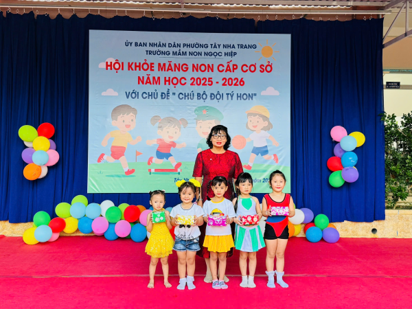 "HỘI KHỎE MĂNG NON" CẤP CƠ SỞ, NĂM HỌC 2025 - 2026 VỚI CHỦ ĐỀ “CHÚ BỘ ĐỘI TÝ HON”