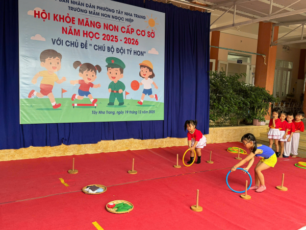 "HỘI KHỎE MĂNG NON" CẤP CƠ SỞ, NĂM HỌC 2025 - 2026 VỚI CHỦ ĐỀ “CHÚ BỘ ĐỘI TÝ HON”