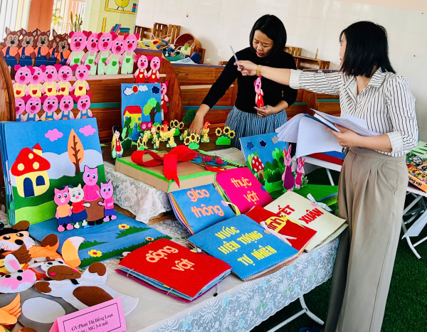 HỘI THI: LÀM ĐỒ DÙNG DẠY HỌC - ĐỒ CHƠI SÁNG TẠO - NĂM HỌC 2025-2026